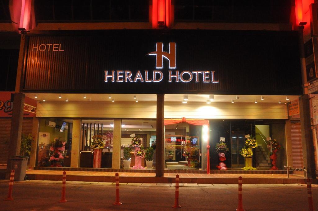 Herald Hotel Melaka Zewnętrze zdjęcie