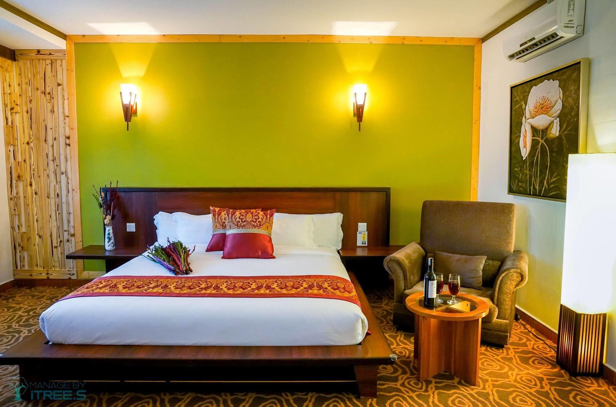 Herald Hotel Melaka Zewnętrze zdjęcie